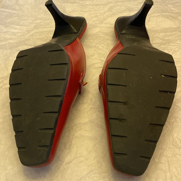 DAVID AARON Women’s Red Leather Heeled Mules Slide Shoes Size 6 1/2. - Picture 5 of 9